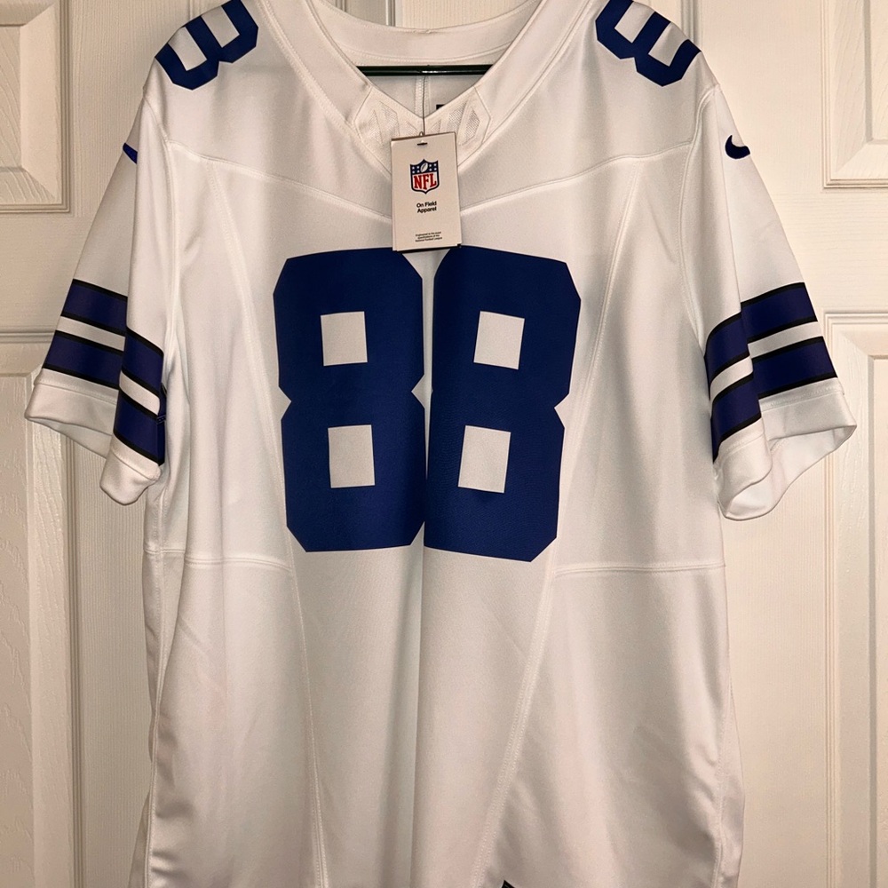 CeeDee Lamb Vapor Fuse Jersey NWT